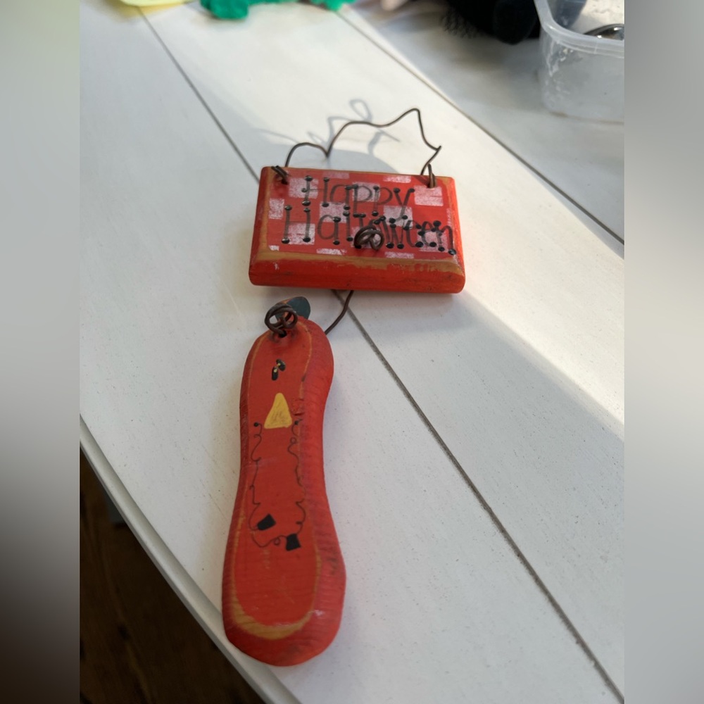 Halloween door hanger